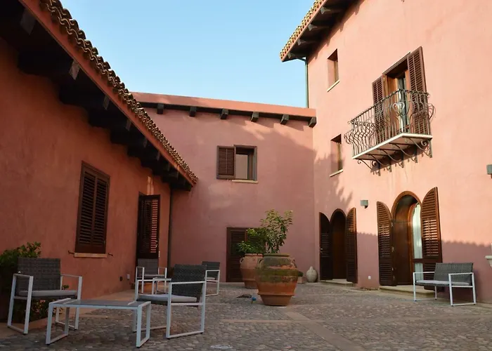 Casa Realia 4*