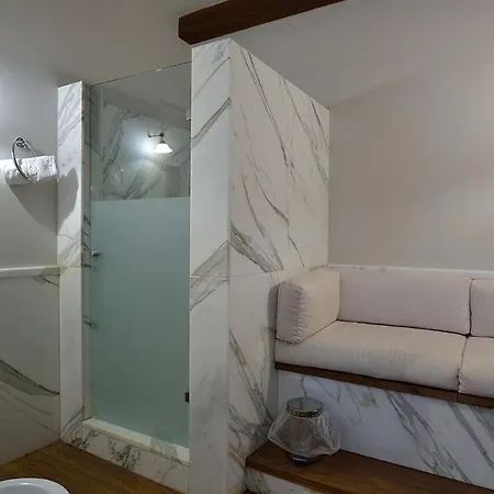 Casa Realia 3*