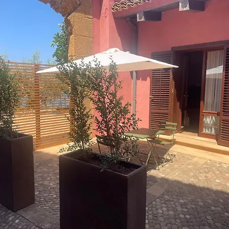 Casa Realia Bed & Breakfast 4*