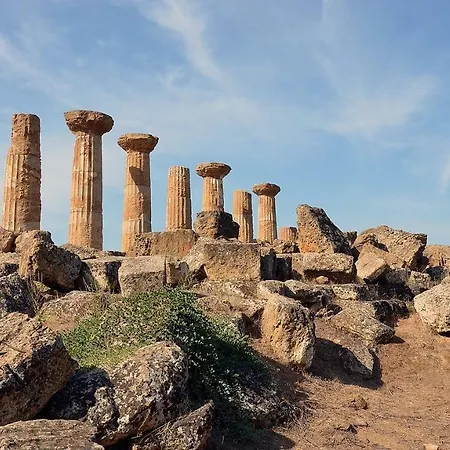 Couette-café Casa Realia 4*