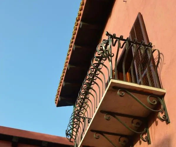 Casa Realia ベッド・アンド・ブレックファスト 4*